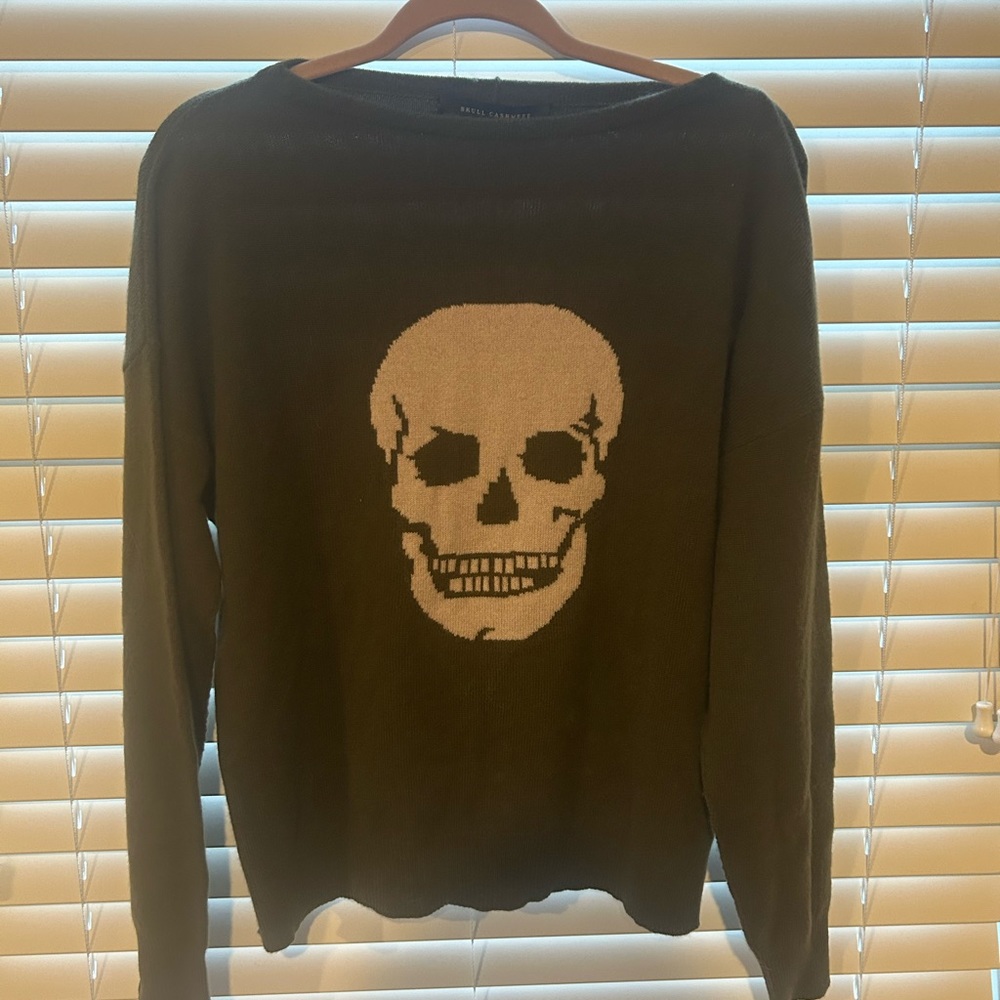 360 Cashmere Sweaters | Boat Neck Skull Front Cashmere Sweater from 360 Cashmere